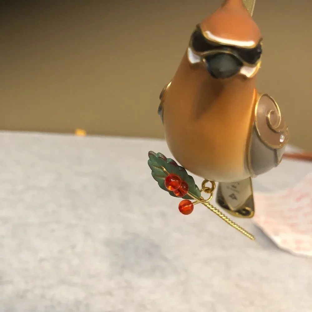 Hallmark Keepsake~2013 Cedar Waxwing~The Beauty of Birds Ornament~ 9th in Series